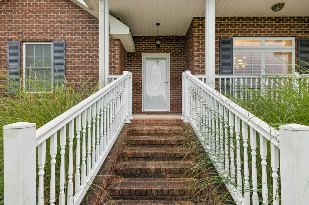 112 Kelly Lane Lafayette TN 37083