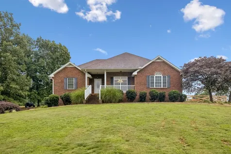 112 Kelly Lane Lafayette TN 37083