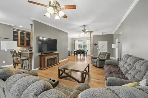 112 Kelly Lane Lafayette TN 37083