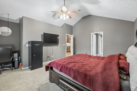 112 Kelly Lane Lafayette TN 37083