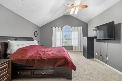 112 Kelly Lane Lafayette TN 37083