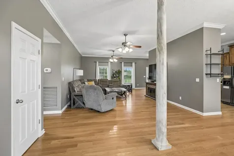 112 Kelly Lane Lafayette TN 37083