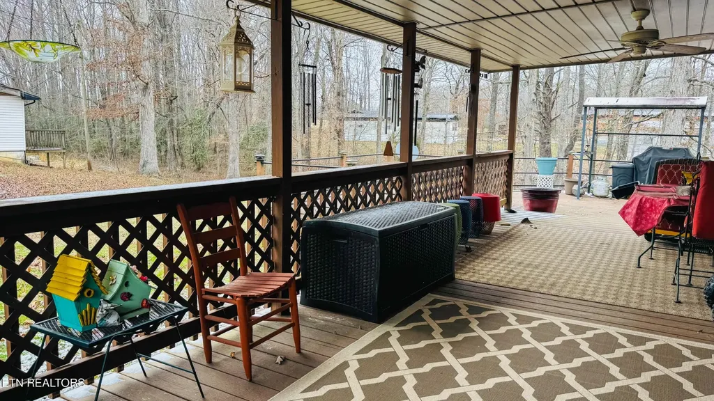 357 Pine Creek Road Oneida TN 37841