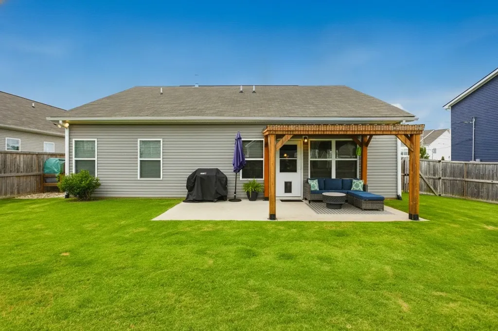 2108 Franks Court Columbia TN 38401