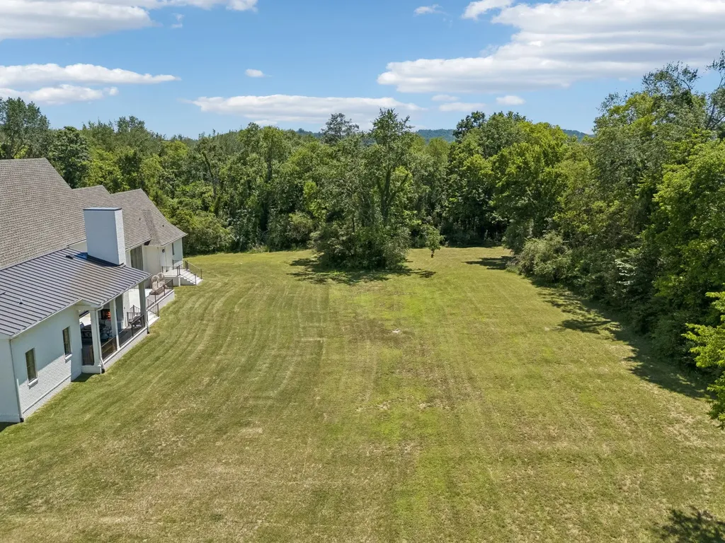 197E Bugg Hollow Road Gallatin TN 37066