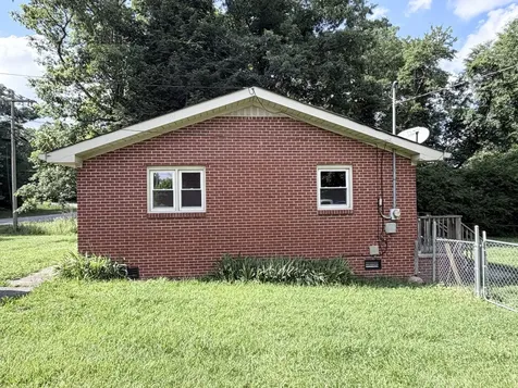 2886 Pigeon Springs Road Tracy City TN 37387