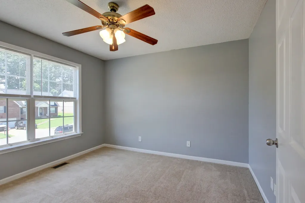 1492 Cedar Springs Circle Clarksville TN 37042