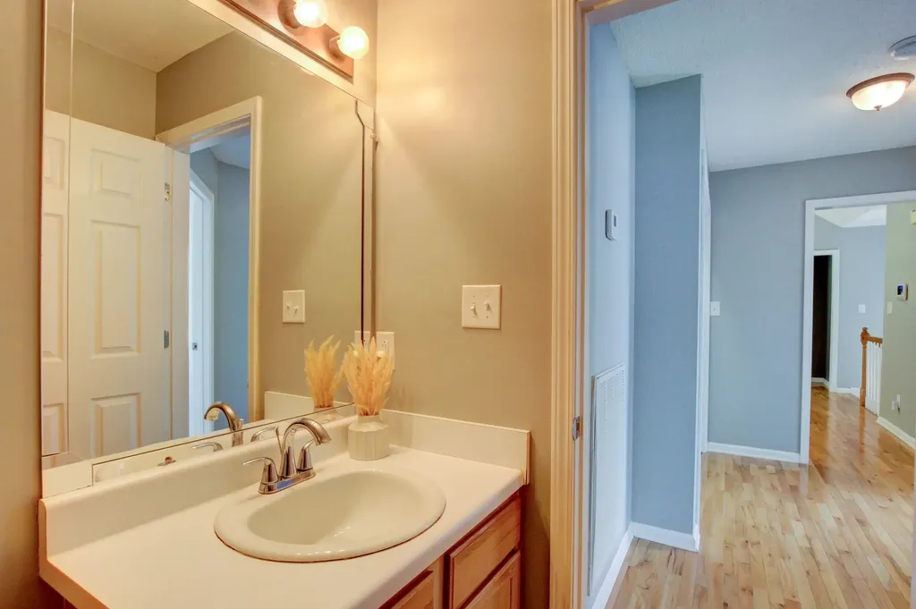 1492 Cedar Springs Circle Clarksville TN 37042