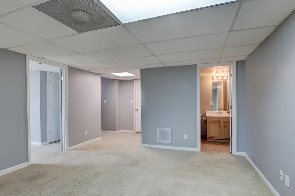 1492 Cedar Springs Circle Clarksville TN 37042
