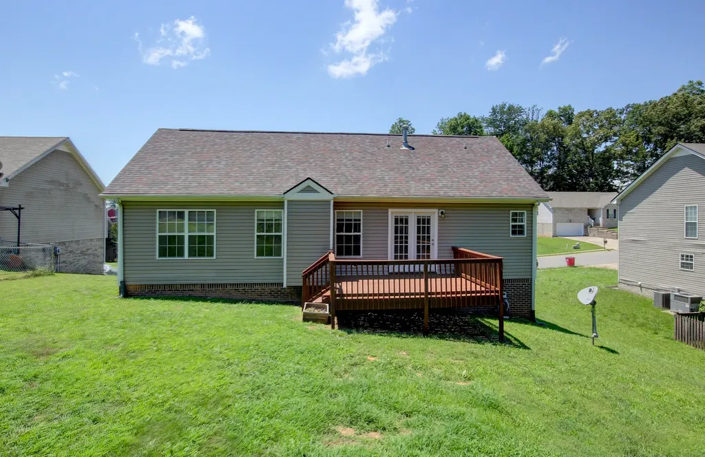 1492 Cedar Springs Circle Clarksville TN 37042