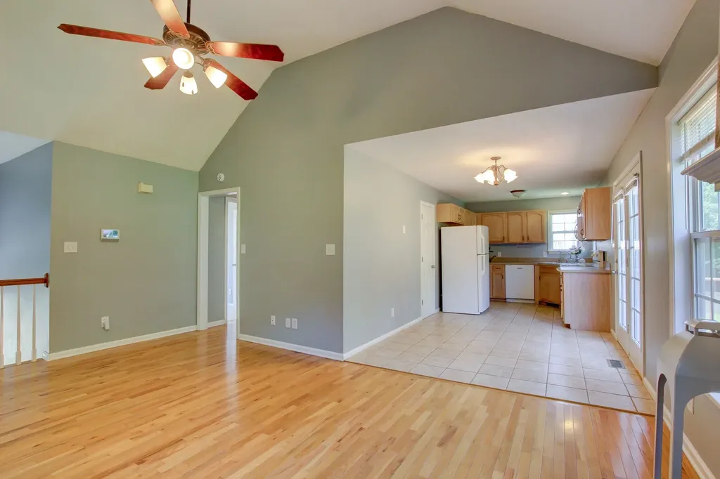 1492 Cedar Springs Circle Clarksville TN 37042