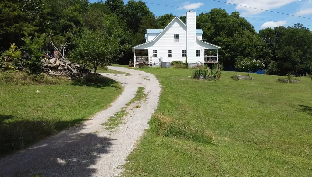 2770 Beech Log Road Watertown TN 37184