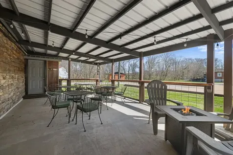 106 Northside Square Petersburg TN 37144