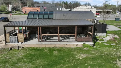 106 Northside Square Petersburg TN 37144