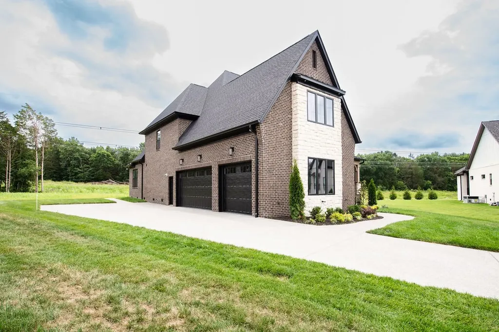 2930 Carisbrooke Drive Mount Juliet TN 37122