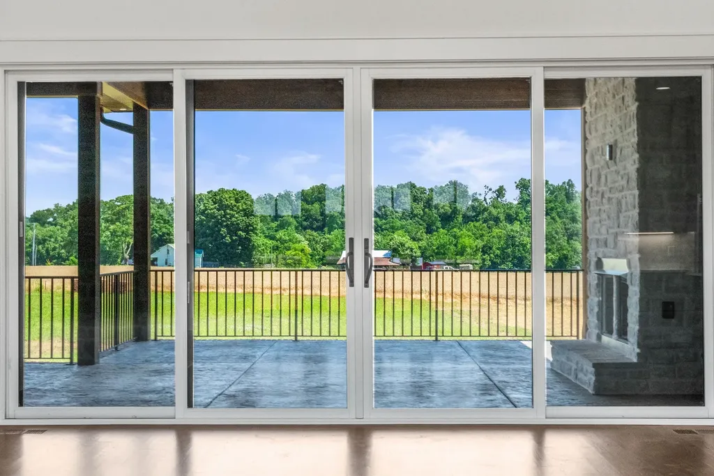 293 Aplin Branch Road Cottontown TN 37048