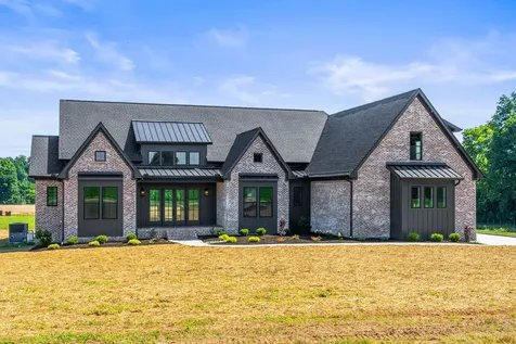 293 Aplin Branch Road Cottontown TN 37048