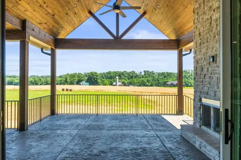 293 Aplin Branch Road Cottontown TN 37048