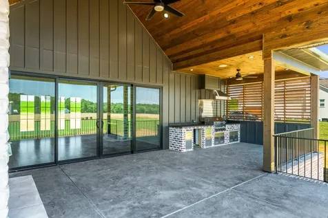 293 Aplin Branch Road Cottontown TN 37048