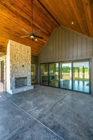 293 Aplin Branch Road Cottontown TN 37048