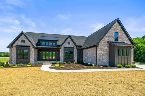 293 Aplin Branch Road Cottontown TN 37048