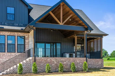293 Aplin Branch Road Cottontown TN 37048