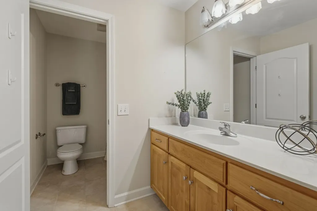 1939 Cliffview Court Murfreesboro TN 37128