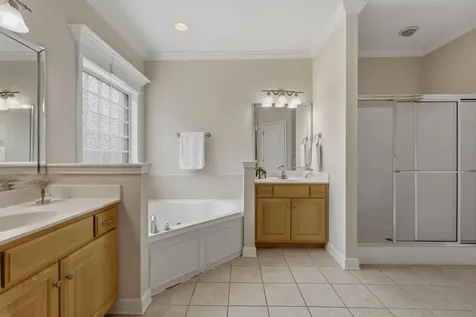 1939 Cliffview Court Murfreesboro TN 37128