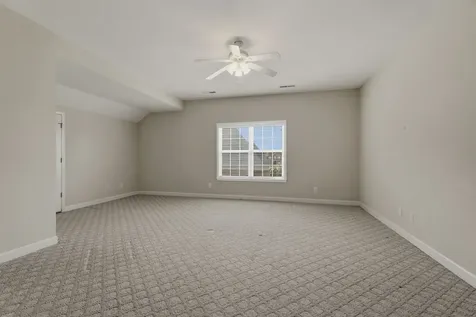1939 Cliffview Court Murfreesboro TN 37128