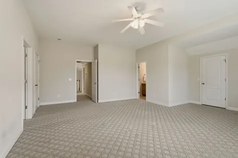 1939 Cliffview Court Murfreesboro TN 37128