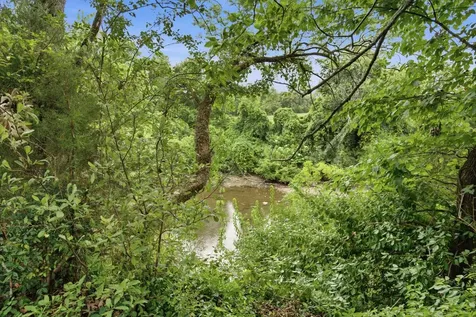 1939 Cliffview Court Murfreesboro TN 37128