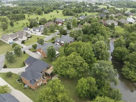 1939 Cliffview Court Murfreesboro TN 37128