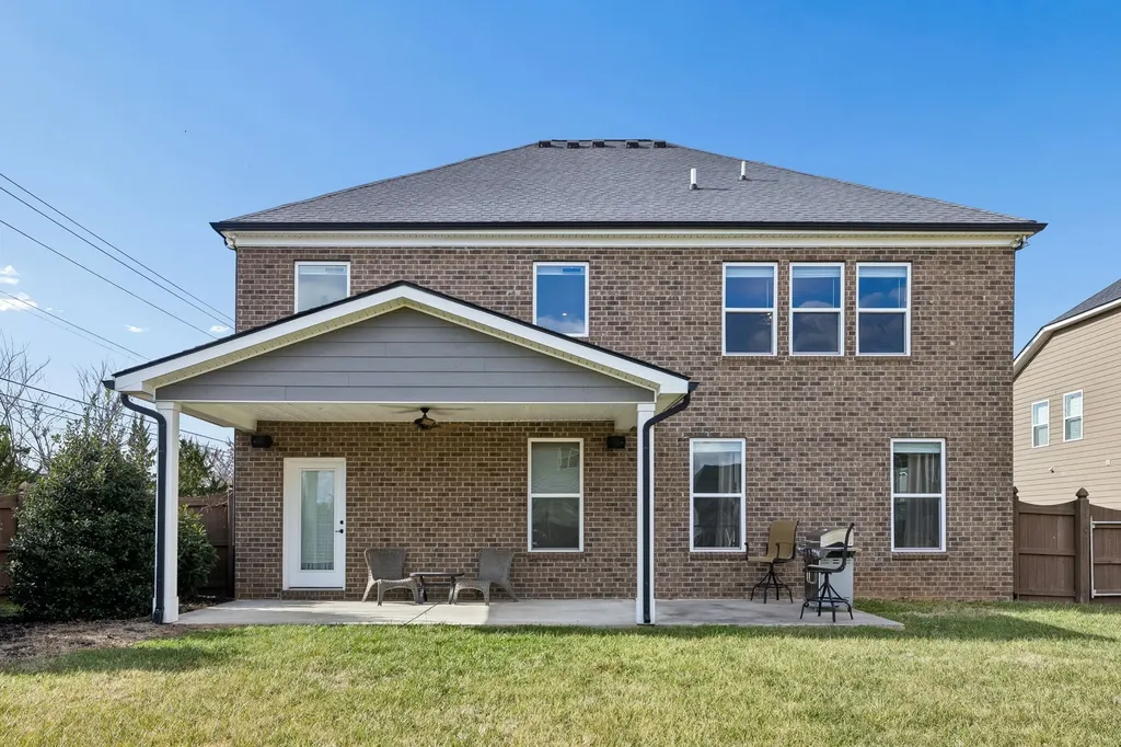 2904 Pomoa Place Murfreesboro TN 37130