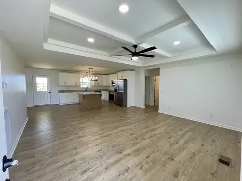 104 Donald Road Lafayette TN 37083