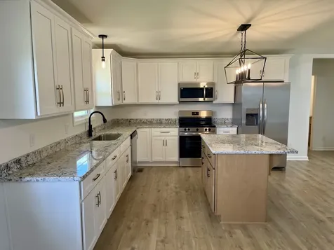 104 Donald Road Lafayette TN 37083