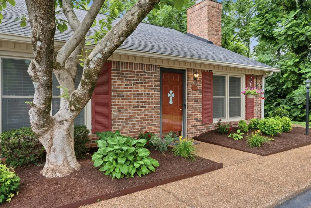 754 Kent Road Nashville TN 37214