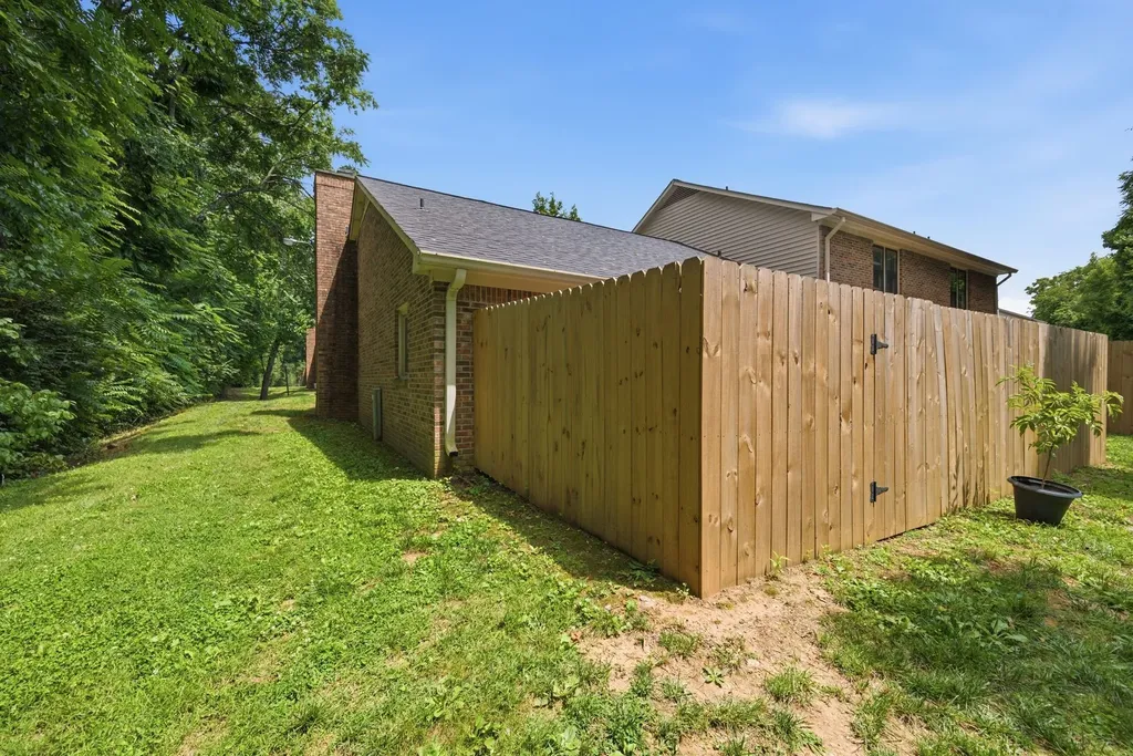 754 Kent Road Nashville TN 37214
