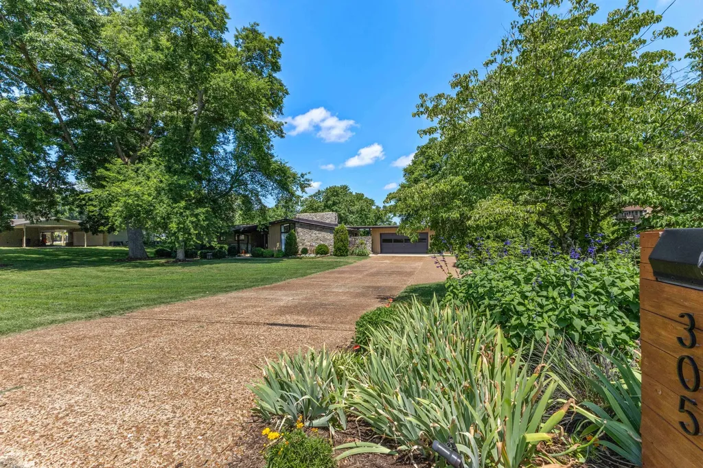 305 Louviers Lane Old Hickory TN 37138
