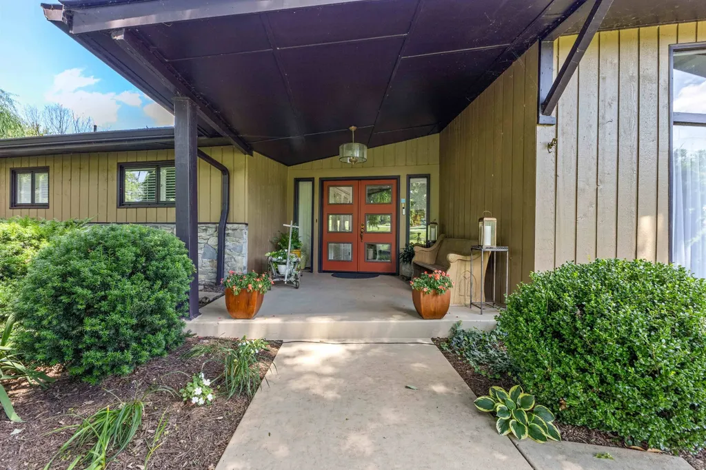 305 Louviers Lane Old Hickory TN 37138