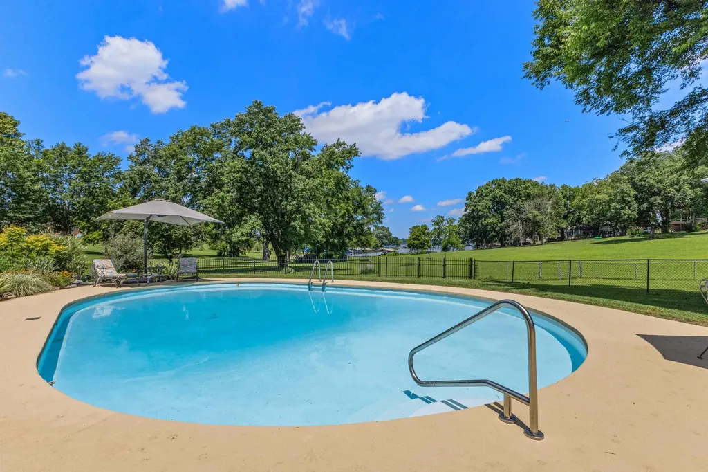 305 Louviers Lane Old Hickory TN 37138