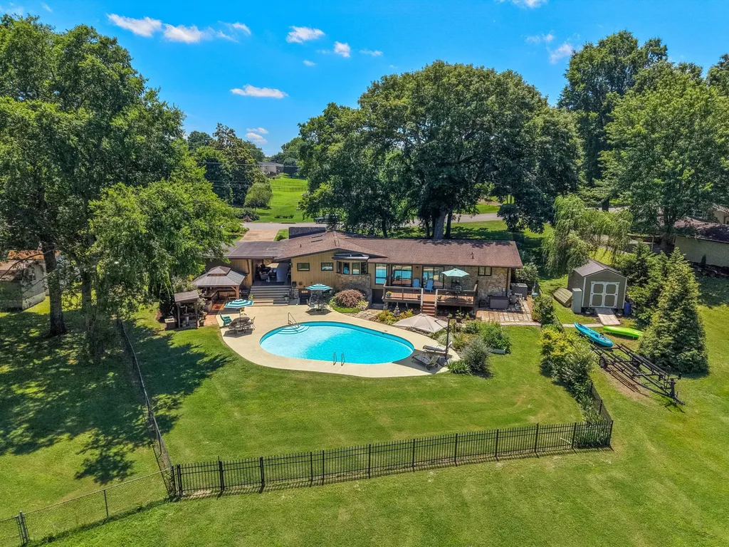 305 Louviers Lane Old Hickory TN 37138