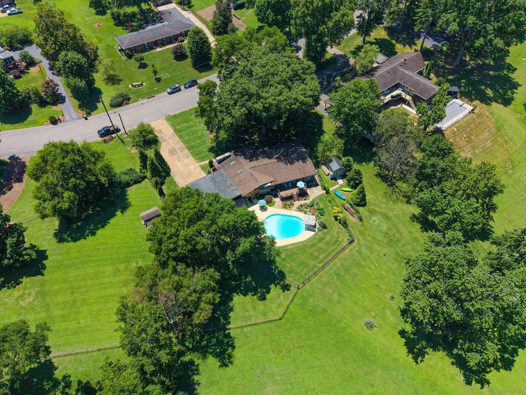 305 Louviers Lane Old Hickory TN 37138