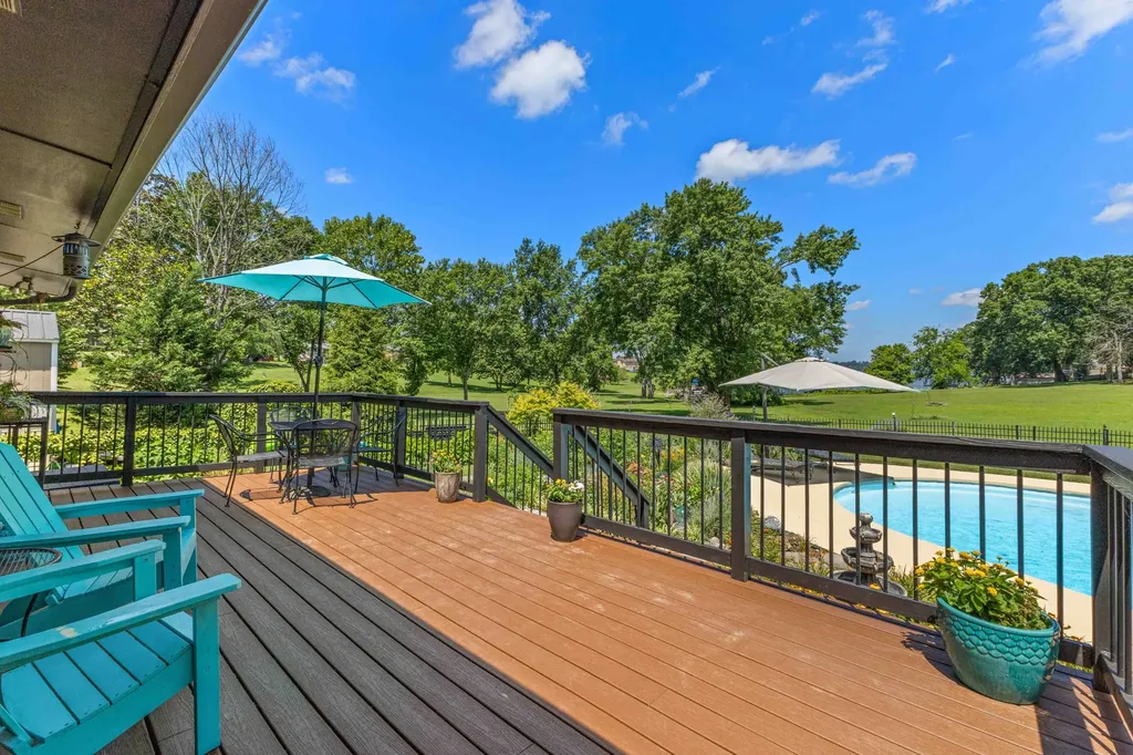 305 Louviers Lane Old Hickory TN 37138