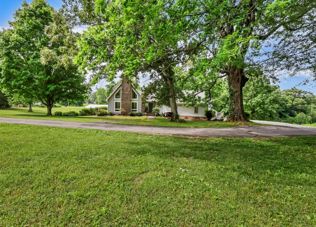 2100 Bearden Road Clarksville TN 37043