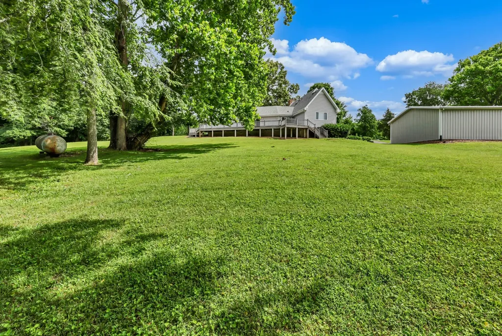 2100 Bearden Road Clarksville TN 37043