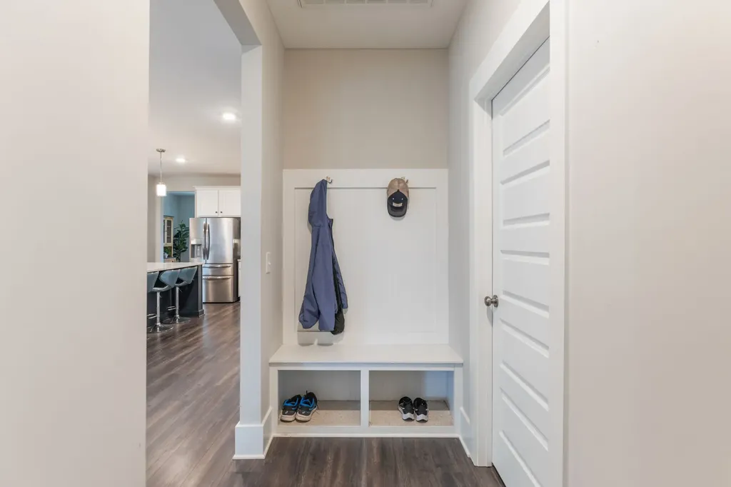 1024 Nave Court Nashville TN 37214