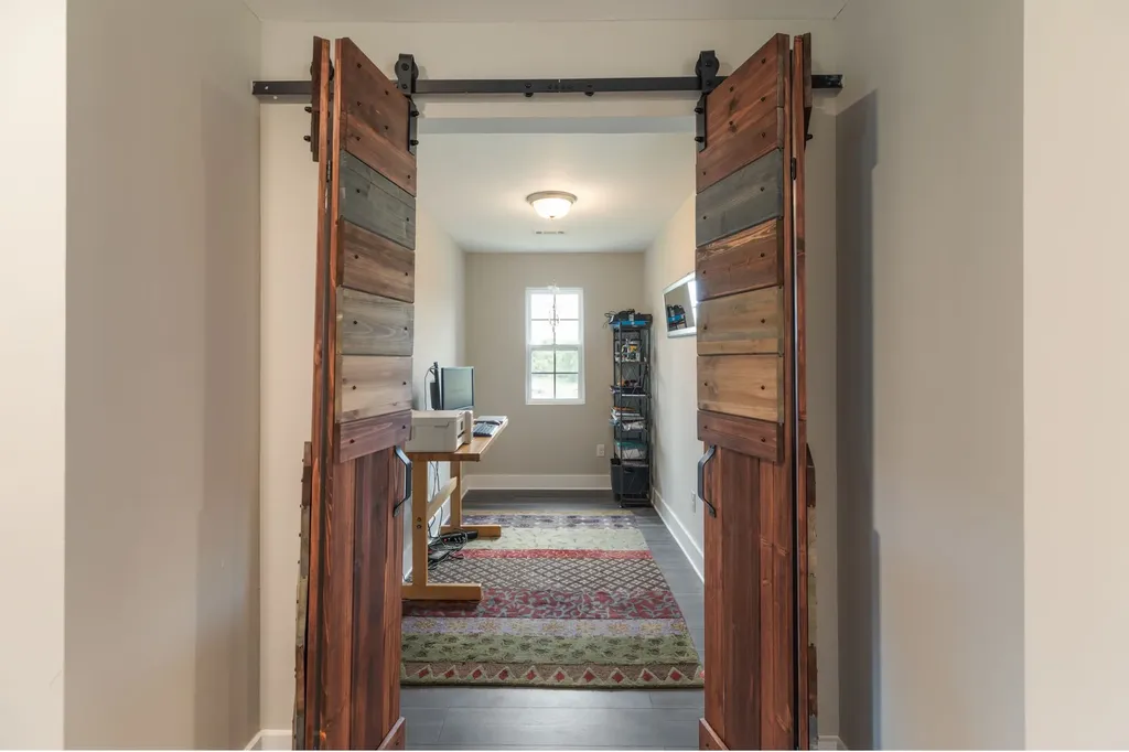 1024 Nave Court Nashville TN 37214
