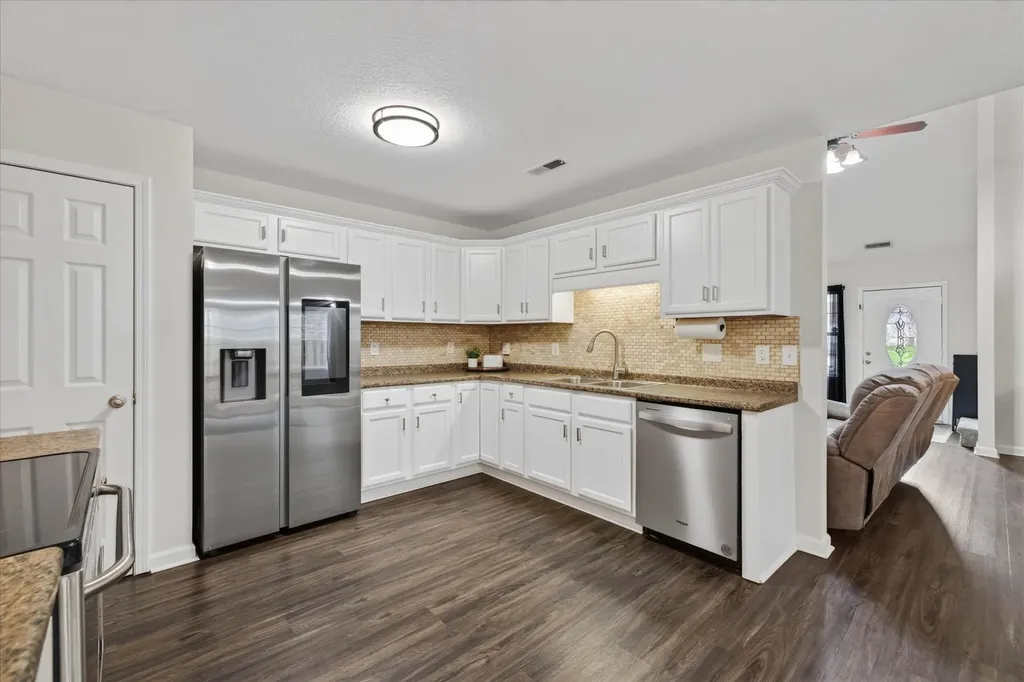 1009 Hendricks Court Clarksville TN 37040
