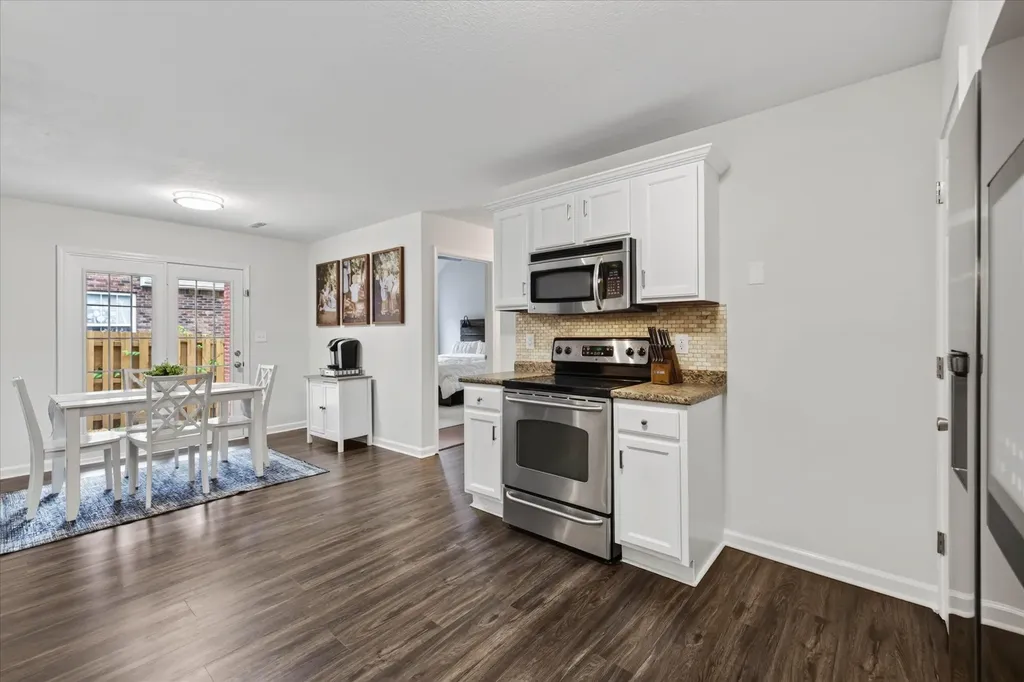 1009 Hendricks Court Clarksville TN 37040