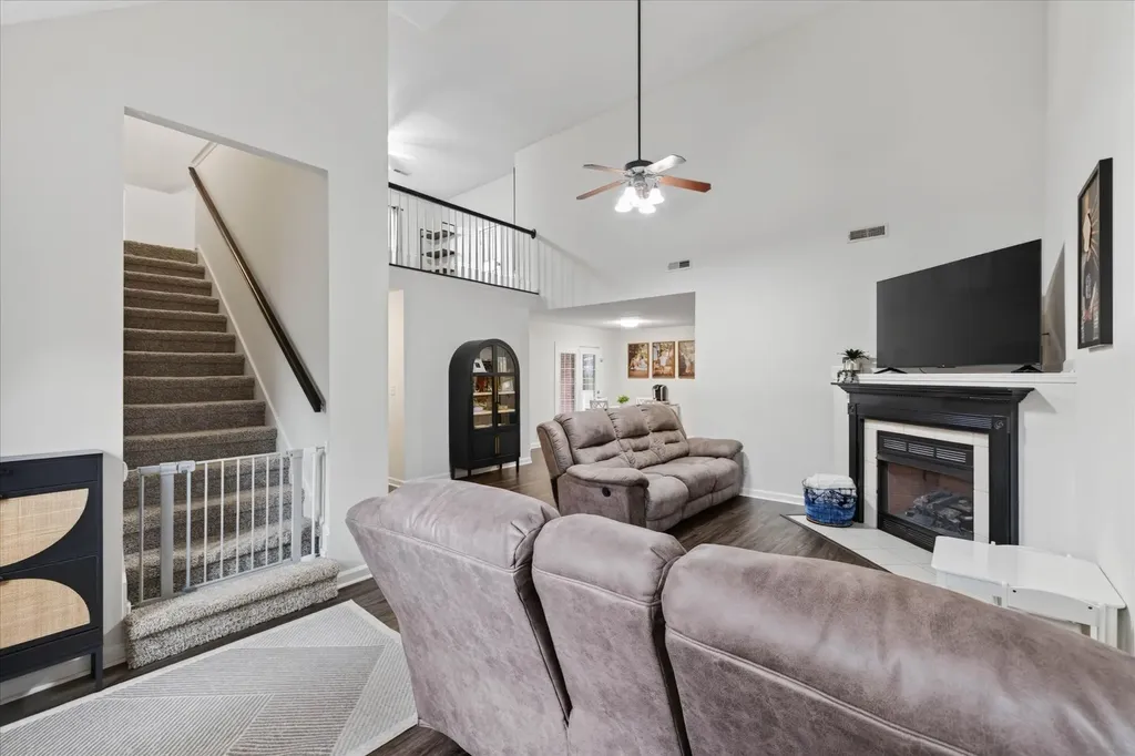 1009 Hendricks Court Clarksville TN 37040